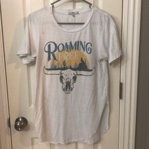 Junk food “roaming free” tee